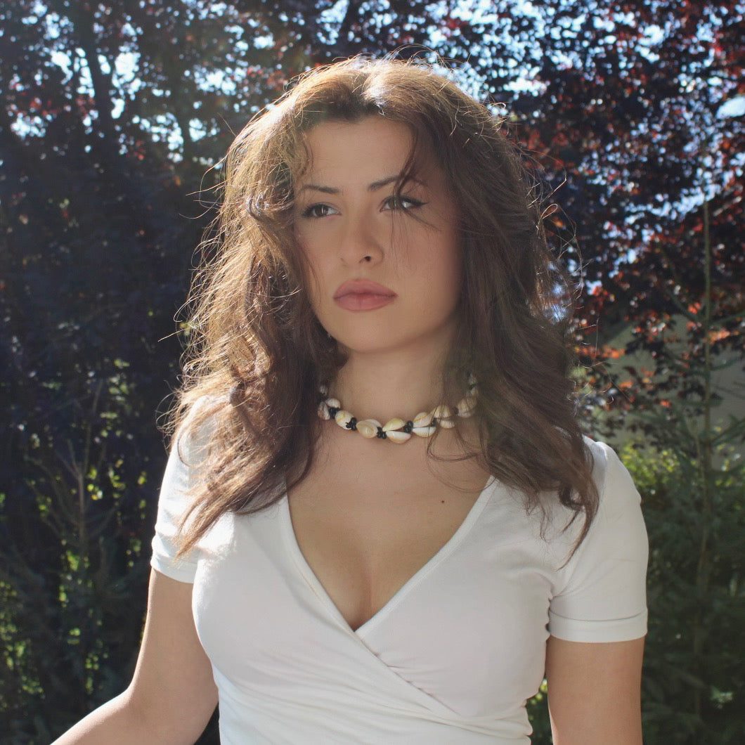 Seashell & Glass Bead Choker Necklace