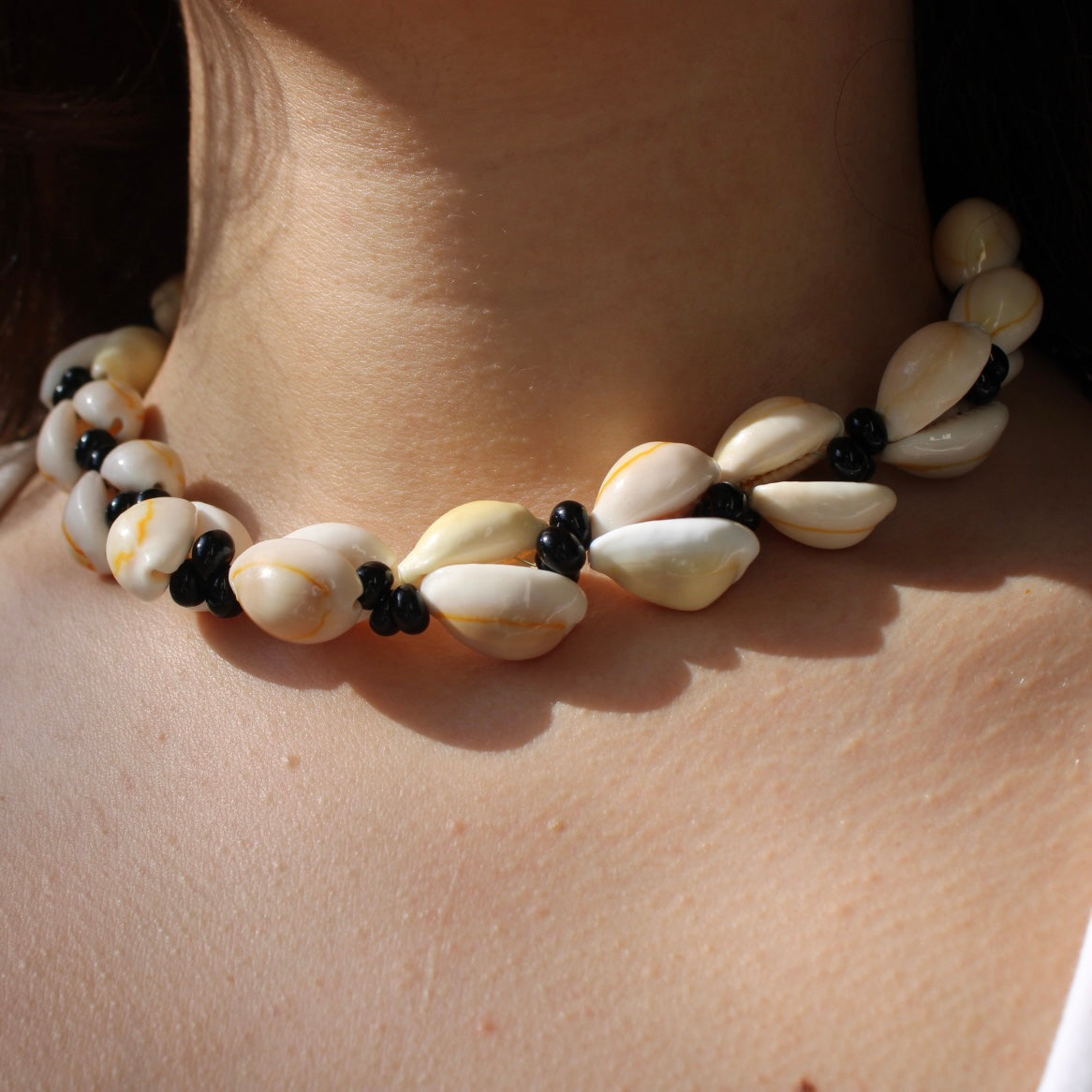 Seashell & Glass Bead Choker Necklace